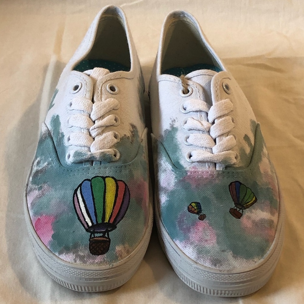 NEW Hand Painted, Size 6 Women’s, Hot Air Balloon